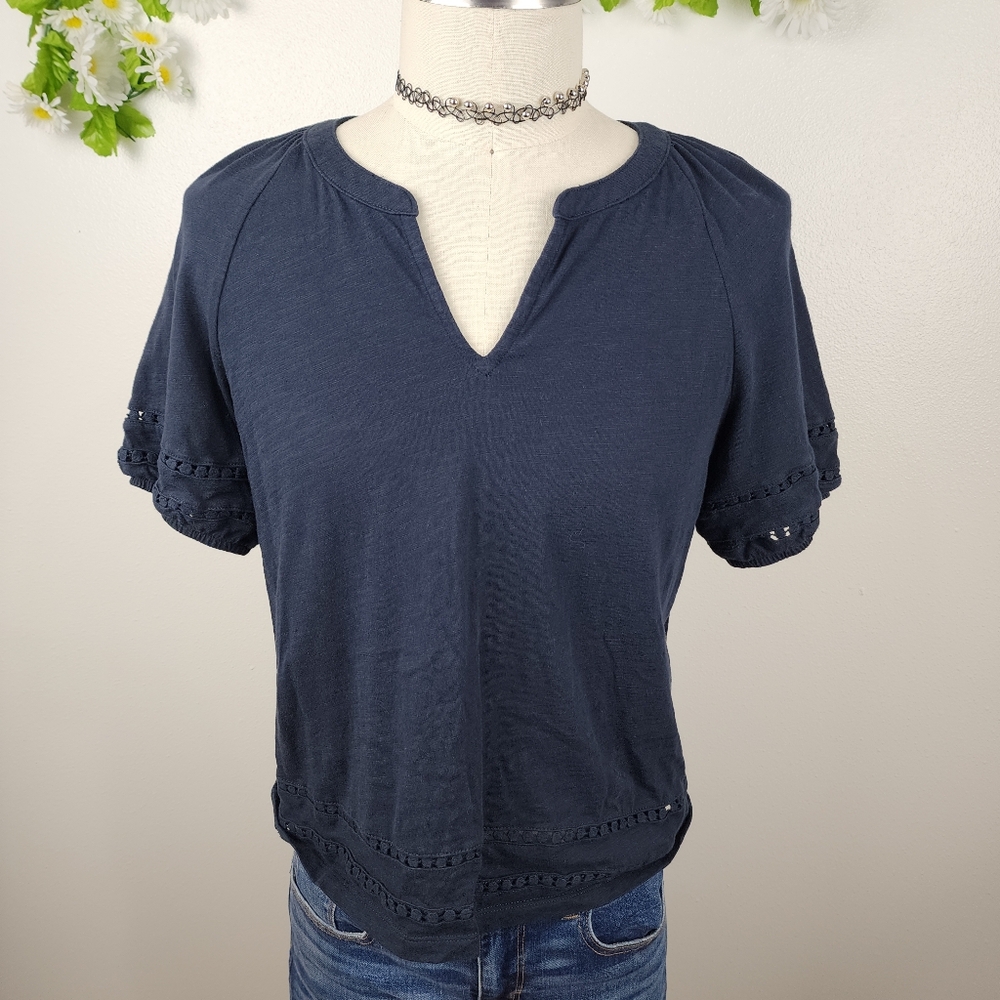 Tommy Hilfiger Women's Black Top Eyelet Hem Sz Medium